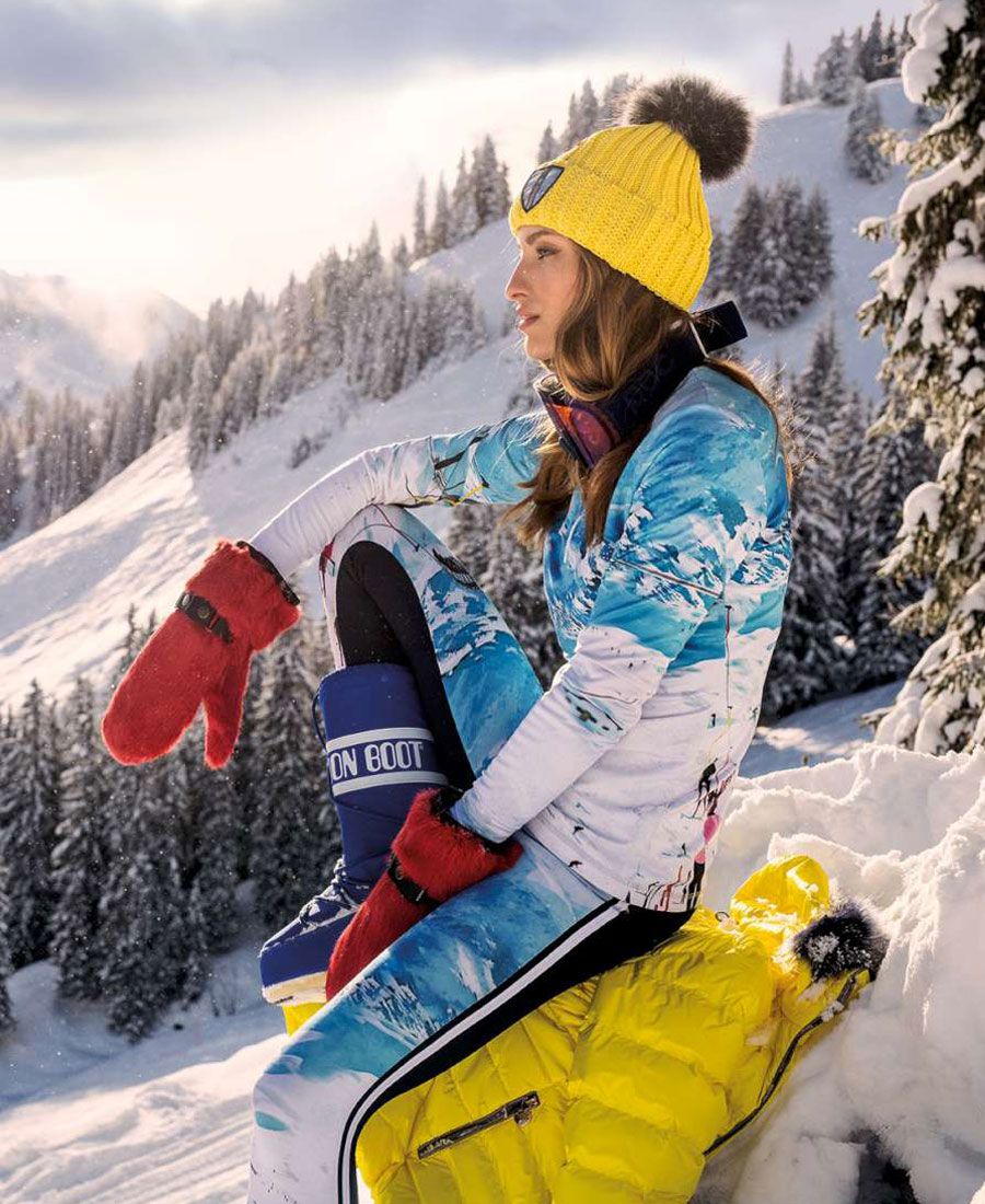 The Ultimate 2021 Guide to Women's Ski Thermals and Jackets - Blog